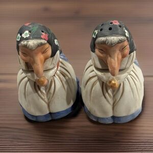 VTG 1980 WA Baba Yaga Kitchen Witch Salt and Pepper Shakers Set